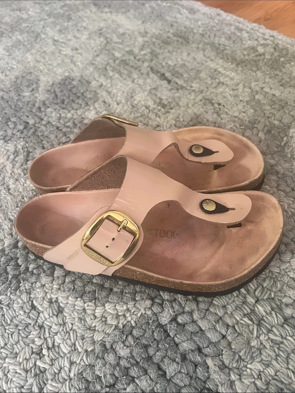 Women’s Birkenstock Big Buckle Gizeh sandal in new beige.
